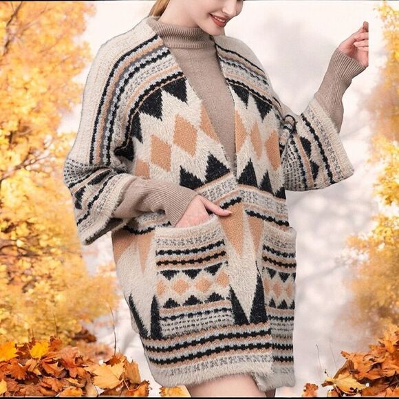 RAJ L.A Women’s Billie Fuzzy Autumn Poncho Wrap Bohemian Ruana in Mocha Multi - Picture 2 of 11